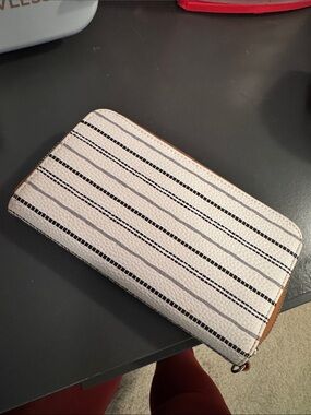 Striped Zip-Around Wallet in White, black and tan